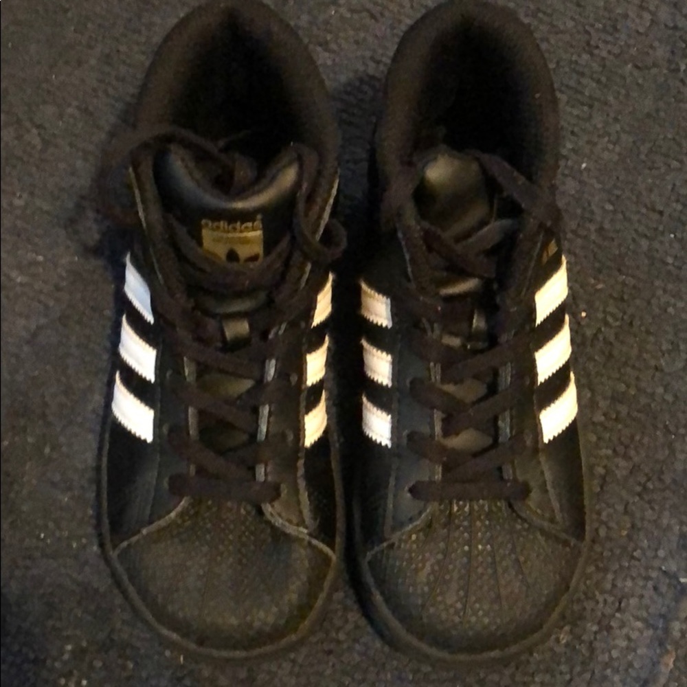 Adidas hi top toddler sz 10